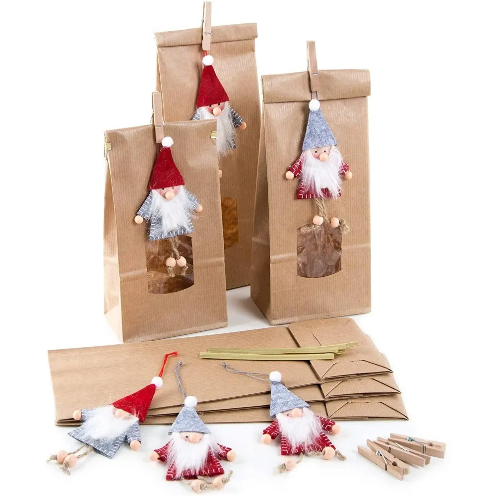Logbuch-Verlag 6 große Papiertüten mit Fenster + Wichtel Anhänger - Verpackung Weihnachten Teetüte Gebäck Pralinen lebensm...