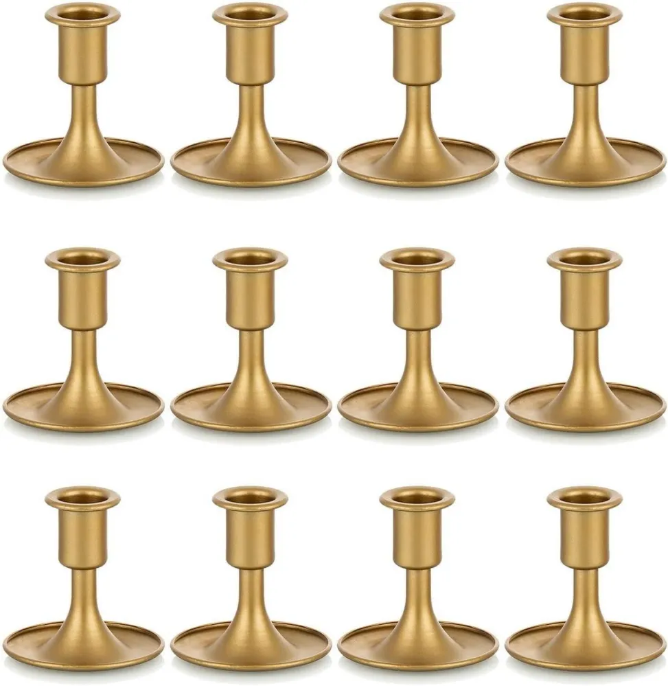 Goldener Kerzenständer für