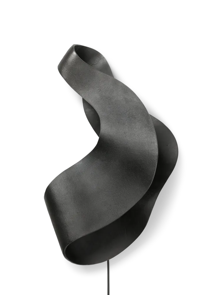 Oyster Wall Lamp - Black