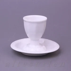Eierbecher mit Schalenablage