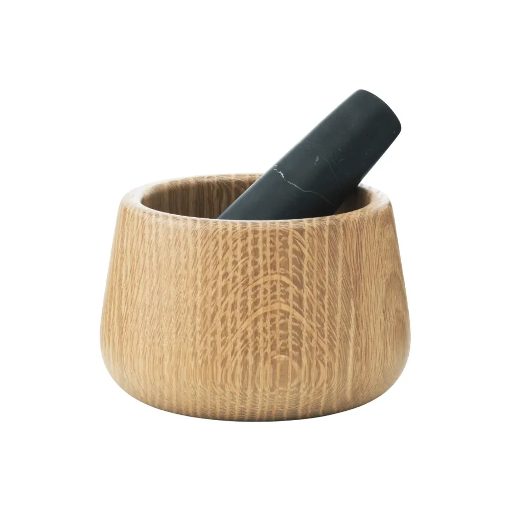 Mörser CRAFT aus Eichenholz mit schwarzem Marmor