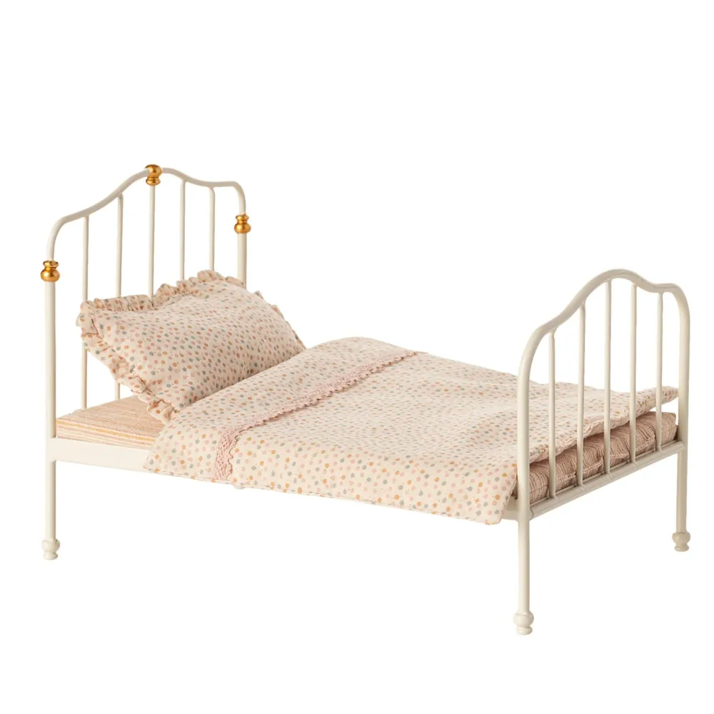 Vintage Bett Maus