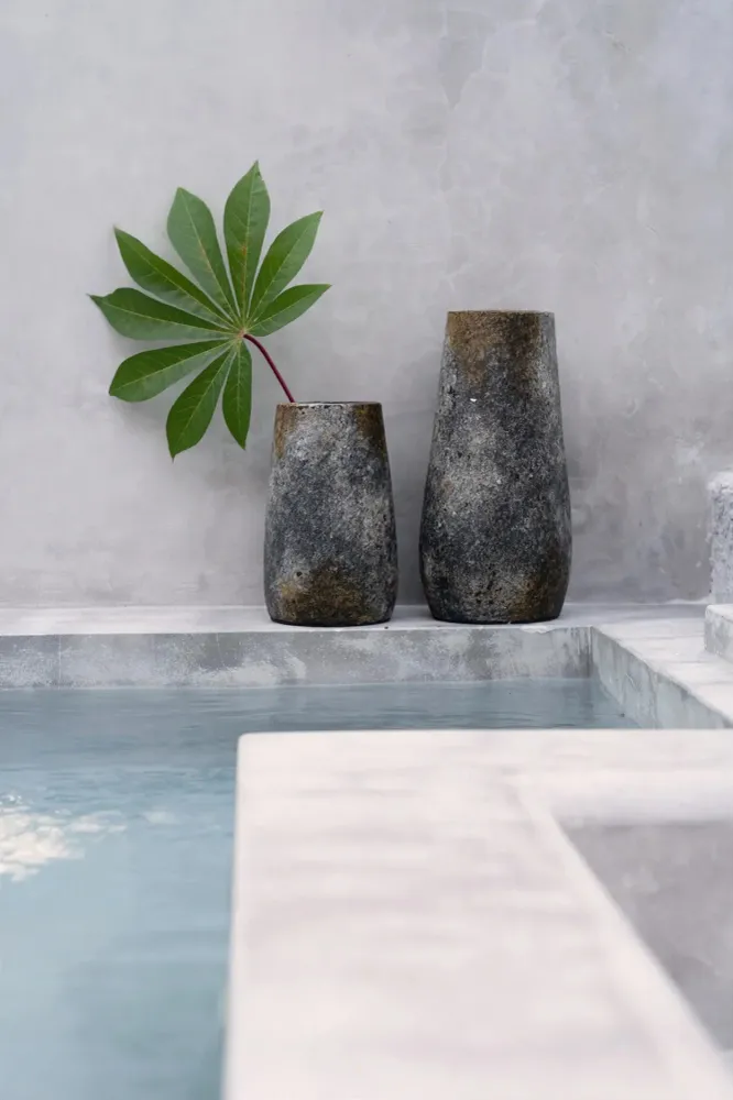 Die Spooky Vase - Antik Grau - S