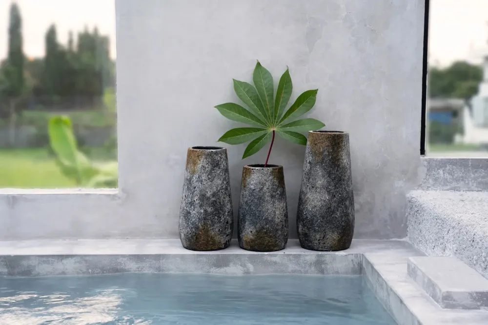 Die Spooky Vase - Antik Grau - S