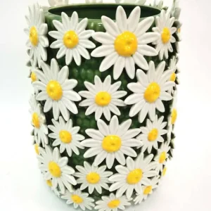 Große Keramikvase mit Gänseblümchen