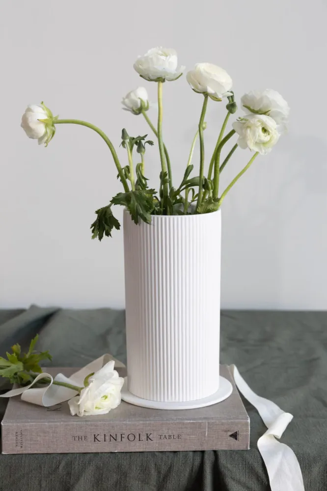 Storefactory Vase Ede matt weiß mit Rillen