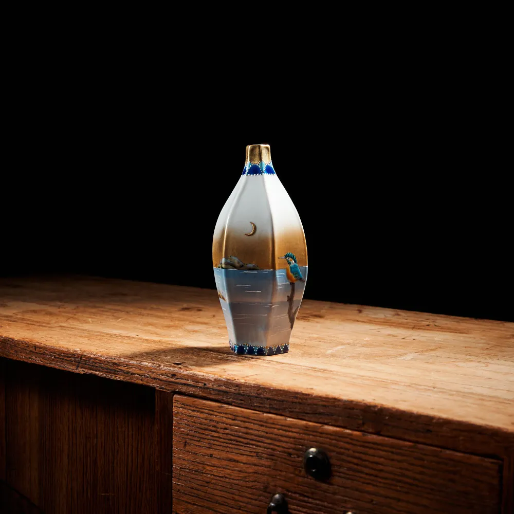 Vase mit schmalem Hals und Mondscheinsee und Vogelmotiv, 17,5 cm