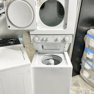 24 Inch Whirlpool Laundry Center Stackable Washer Dryer Electric 220V , White , Heavy Duty , Reliable, 444139