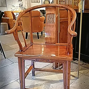 713 Horseshoe Sessel