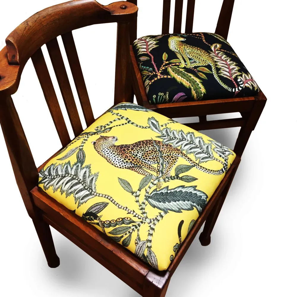Zwei Vintage-Sessel mit Ardmore-Stoff